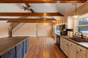 557 W James St, Lawrence, MI 49064 - Photo 7