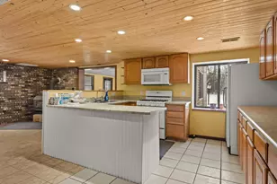 3175 Strand Rd, Muskegon, MI 49445 - Photo 3