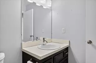 41070 Southwind Dr, Canton, MI 48188 - Photo 25