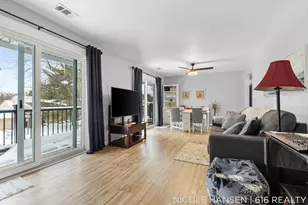 2581 Ridgecroft Dr SE, Grand Rapids, MI 49546 - Photo 3