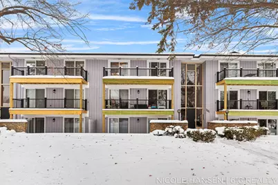 2581 Ridgecroft Drive SE #302, Grand Rapids, MI 49546 - Photo 23