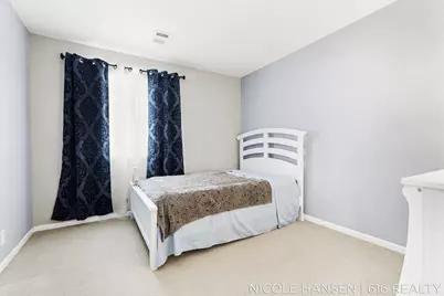 2581 Ridgecroft Drive SE #302, Grand Rapids, MI 49546 - Photo 15