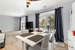 2581 Ridgecroft Dr SE, Grand Rapids, MI 49546 - Photo 7