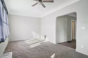 1516 Cole Ave NE, Grand Rapids, MI 49505 - Photo 7