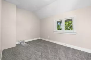 1516 Cole Ave NE, Grand Rapids, MI 49505 - Photo 17