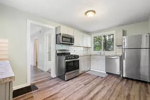 1516 Cole Ave NE, Grand Rapids, MI 49505 - Photo 13