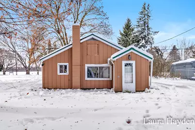 525 S 1st Street, Edmore, MI 48829 - Photo 23