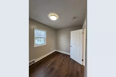 3819 Loraine Avenue SW, Wyoming, MI 49548 - Photo 9