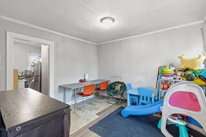 914 Fulton Street W, Grand Rapids, MI 49504 - Photo 3