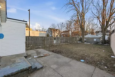 914 Fulton Street W, Grand Rapids, MI 49504 - Photo 29