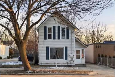 914 Fulton Street W, Grand Rapids, MI 49504 - Photo 1