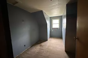 490 4th St, Benton Harbor, MI 49022 - Photo 11