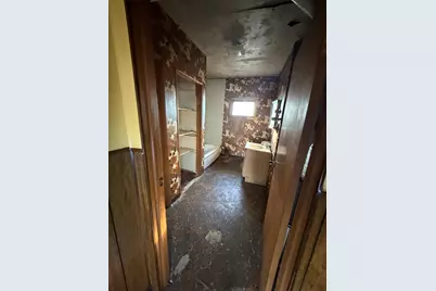 1626 Territorial Road, Benton Harbor, MI 49022 - Photo 5