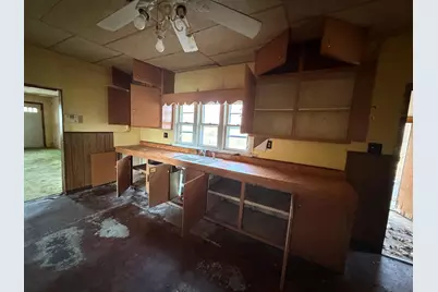 1626 Territorial Road, Benton Harbor, MI 49022 - Photo 3