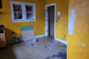 2012 March St, Kalamazoo, MI 49001 - Photo 5