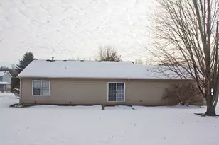 115 Dogwood Cir, Dowagiac, MI 49047 - Photo 17