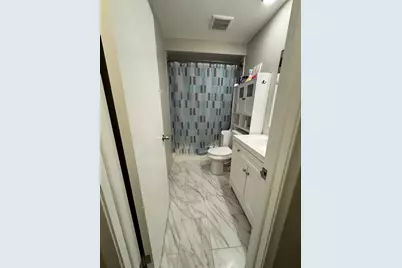 33941 Jefferson Avenue, Saint Clair Shores, MI 48082 - Photo 19