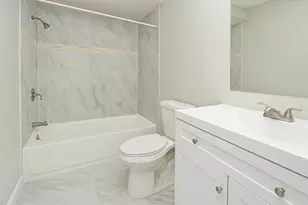 33941 Jefferson Ave, Saint Clair Shores, MI 48082 - Photo 11