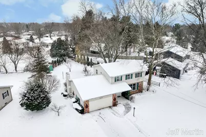 5622 Far Hill Drive SE, Grand Rapids, MI 49546 - Photo 47