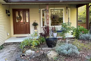 9119 Garfield Dr, Whitmore Lake, MI 48189 - Photo 3