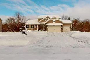 5517 Stanton Woods Dr, Hudsonville, MI 49426 - Photo 3