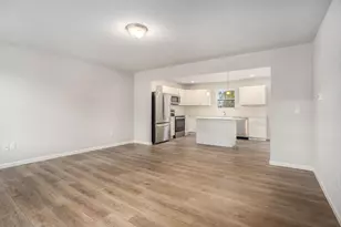 606 Arizona Blvd, Three Rivers, MI 49093 - Photo 3