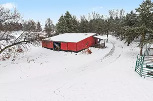 2041 N Meridian Rd, Hudson, MI 49247 - Photo 39