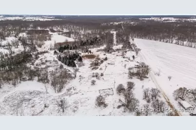 11670 Jessup Road, Muir, MI 48860 - Photo 9