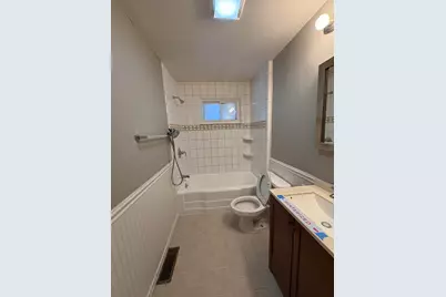 22806 Shakespeare Avenue, Eastpointe, MI 48021 - Photo 9