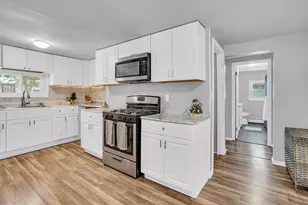 1410 Rowena Ln, Jackson, MI 49202 - Photo 11