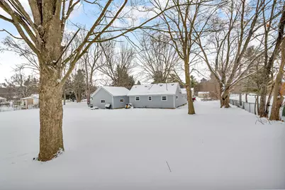 1410 Rowena Lane, Jackson, MI 49202 - Photo 5