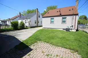 19504 Roger St, Melvindale, MI 48122 - Photo 3