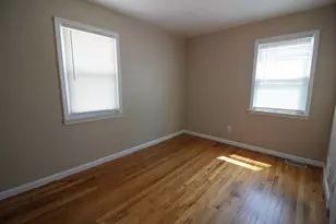 19504 Roger St, Melvindale, MI 48122 - Photo 9