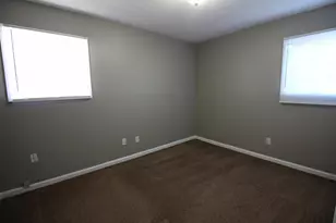 8071 Roosevelt St, Taylor, MI 48180 - Photo 11