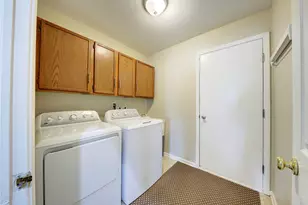 7265 Royal Troon Dr, Ypsilanti, MI 48197 - Photo 35