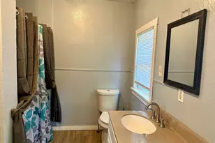828 W Larch Ave, Muskegon, MI 49441 - Photo 13