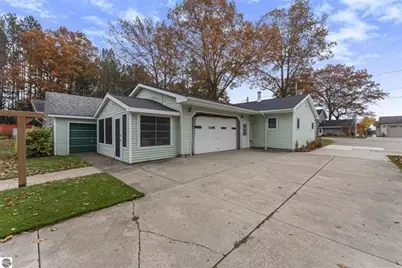 224 W Lake Drive, Cadillac, MI 49601 - Photo 47