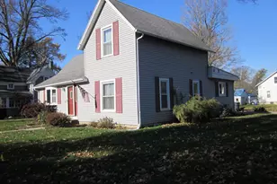 12 E Douglass St, Bangor, MI 49013 - Photo 3