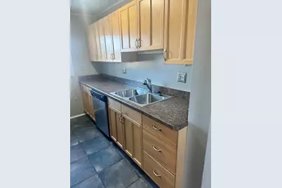 5065 N Crooks Road #52, Royal Oak, MI 48073 - Photo 7