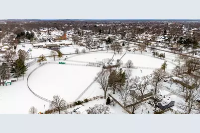 80 E 37th Street, Holland, MI 49423 - Photo 3