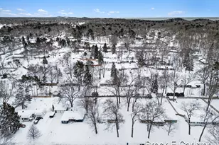 1901 Maryland Blvd, Norton Shores, MI 49441 - Photo 31