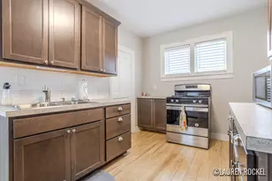 198 W 14th St, Holland, MI 49423 - Photo 15