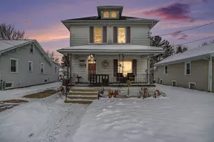 236 Surby Ave, Battle Creek, MI 49015 - Photo 1