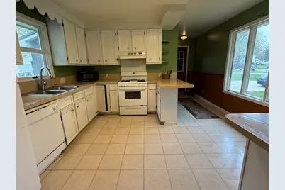 236 W Main Street, Vermontville, MI 49096 - Photo 13