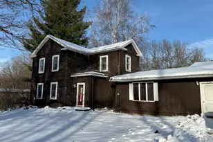 236 W Main St, Vermontville, MI 49096 - Photo 5