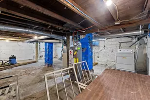 909 Baker St, Lansing, MI 48910 - Photo 25