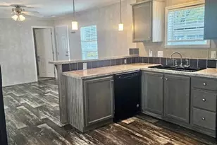 1653 M-63, Benton Harbor, MI 49022 - Photo 5