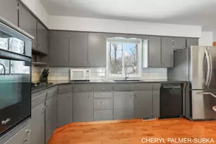 3827 Michael St, Muskegon, MI 49444 - Photo 9