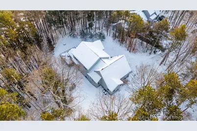 2009 W Lakewood Blvd, Holland, MI 49424 - Photo 79