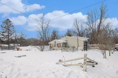 100 Burt Avenue, Jackson, MI 49201 - Photo 25